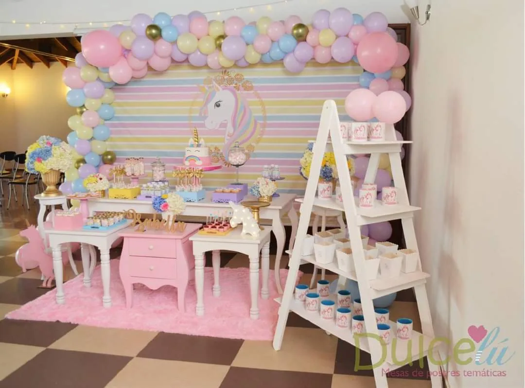 Mesa temática de postres para eventos en Bogotá